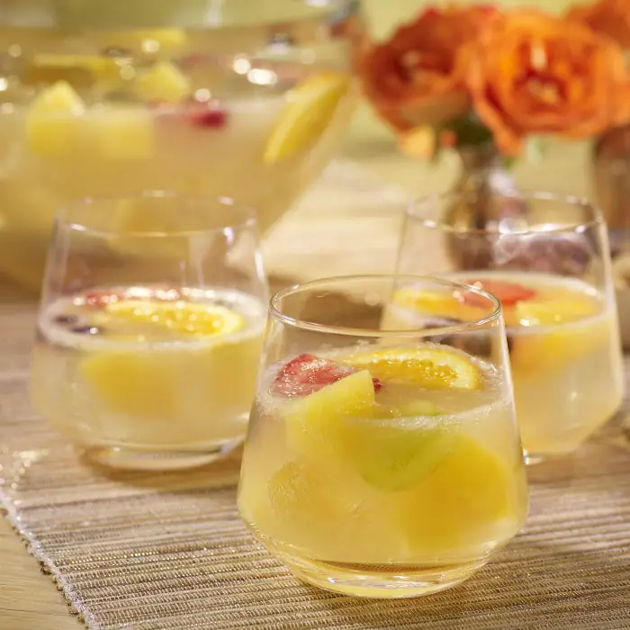 Fruit Cooler (Non alcoholic Other / Unknown Highball Glass)